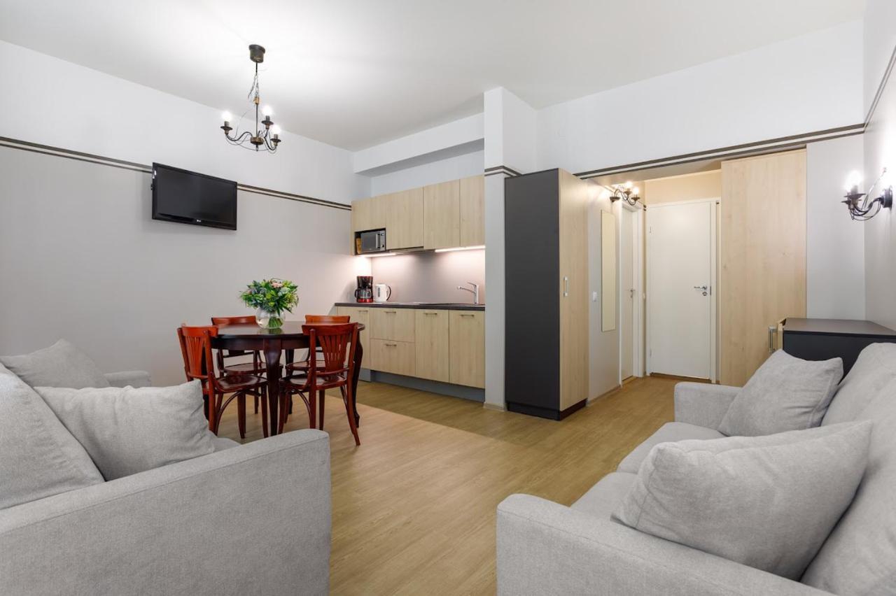 Koidulapark Hotell Pärnu Exteriör bild