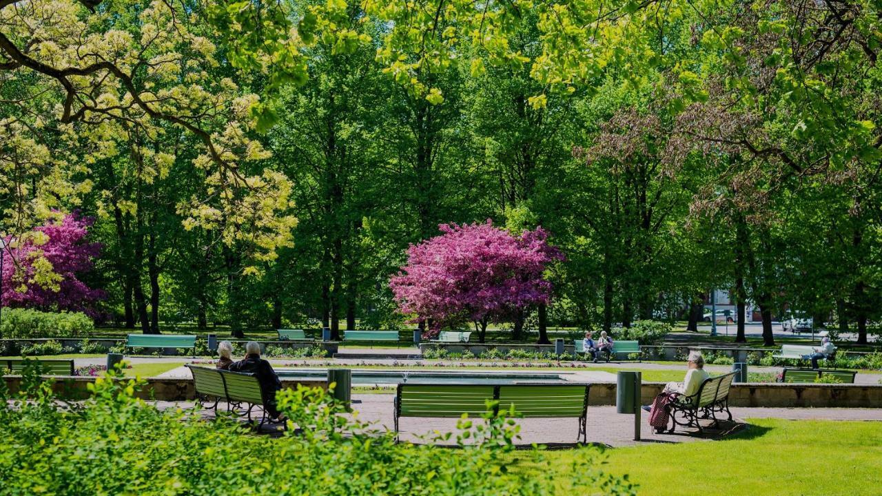 Koidulapark Hotell Pärnu Exteriör bild